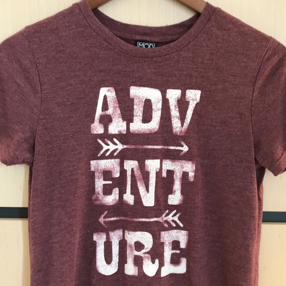Modern Lux Adventure ⛰ Arrow Tee - Picture 3 of 5